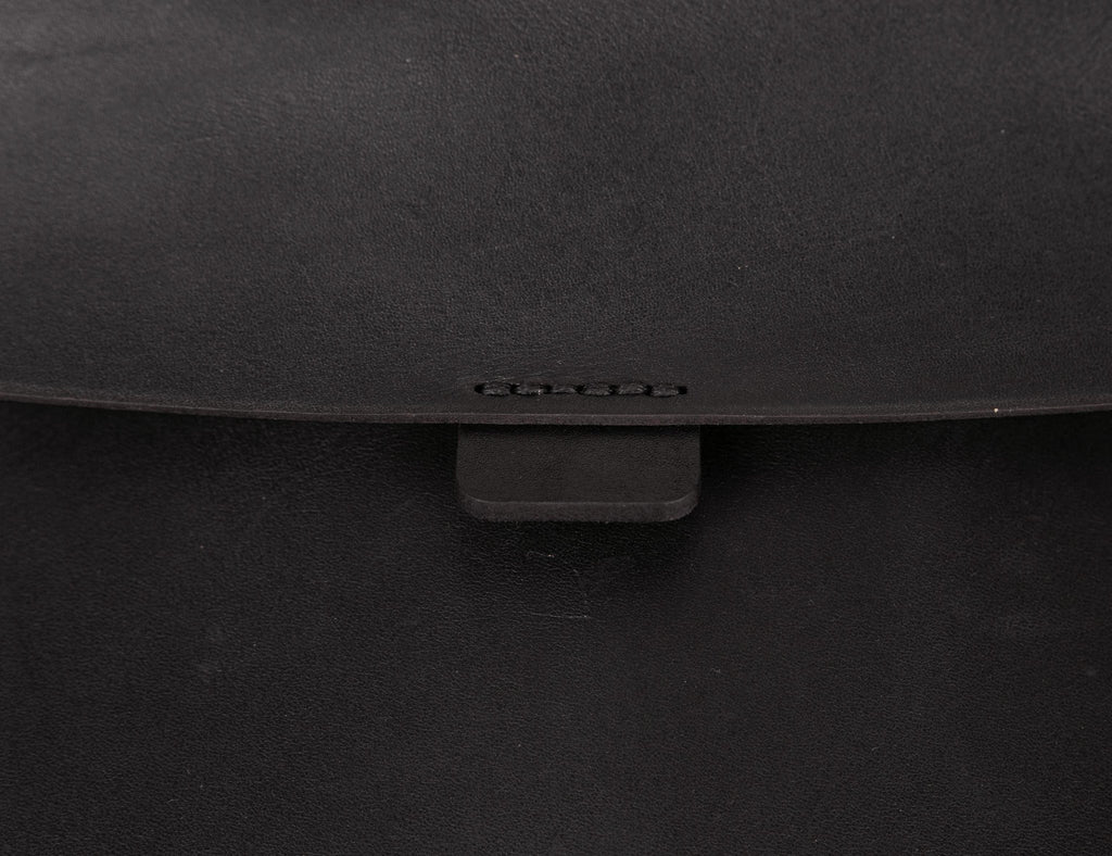 Hand Stiched MacBook 15 Leather Cover